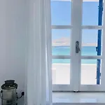 Casa Mare, Науса